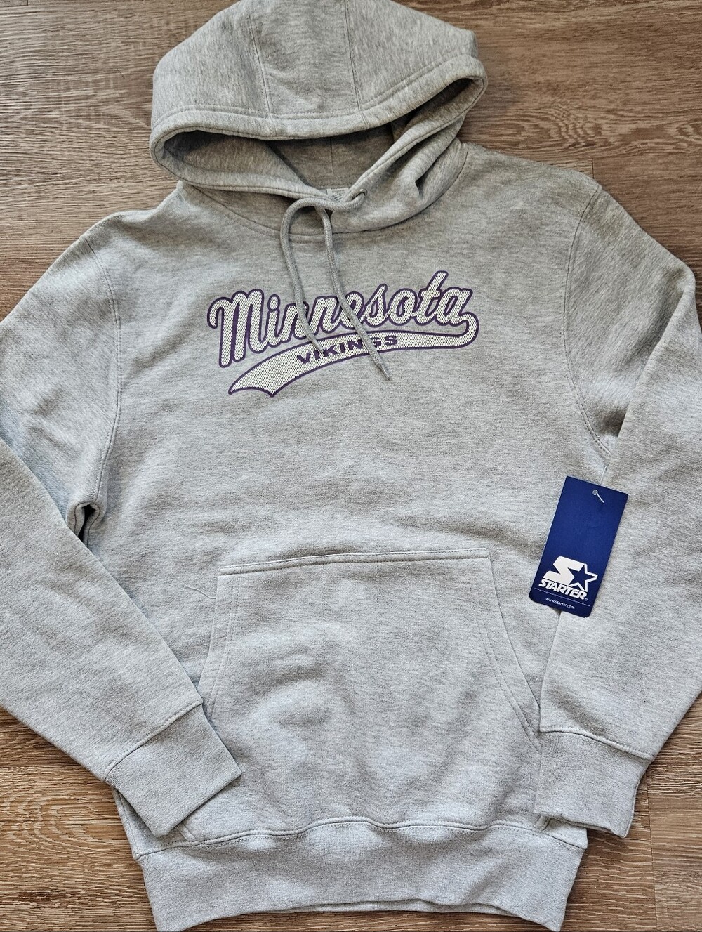 NWT! STARTER Minnesota Vikings Tailsweep Pullover Hoodie Purple & White, Size S